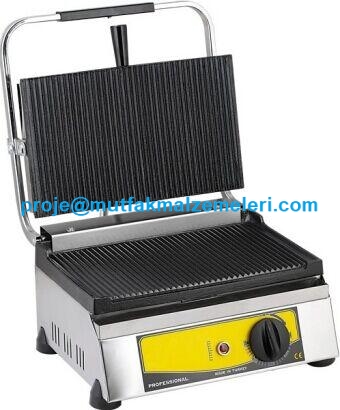 Büfe ve kafeler için tasarlanan 1200 Watt gücündeki bu klasik tost makinesi, yüksek performans ve enerji tasarrufu sağlar. Yedek parça ve teknik servis desteği ile uzun ömürlü kullanım sunan ürünümüz, mutfağınızın vazgeçilmez yardımcısı olacak.