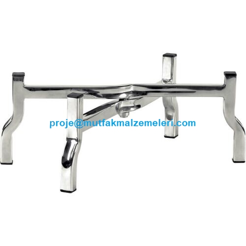 Açık büfe sunumları için 304 kalite paslanmaz çelik, ayna parlatmalı makas tipi yükseltici stand. 22x13 cm boyutlarında, dayanıklı ve estetik tasarımlı servis ekipmanı. #açıkbüfe #sunumstandı #paslanmazçelik #catering #mutfakekipmanları
