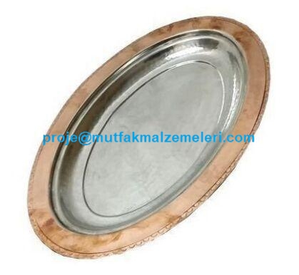Şık sunumlar için bakır malzemeden kapaksız model olarak imal edilen, 26x35 cm dış ölçüsüne sahip profesyonel tek porsiyonluk otantik bakır İskender ve döner kebap yemek servis tabağı. Güvenle hemen satın alabilirsiniz!
