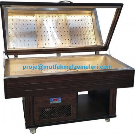 140x80x80 cm boyutlarında, aynalı kapaklı ve tekerlekli balıkçı reyon dolabı. Paslanmaz çelik iç havuzlu, deniz ürünlerini taze tutan profesyonel balık sergi standı. #BalıkTeşhirTezgahı #SoğutmaSistemleri