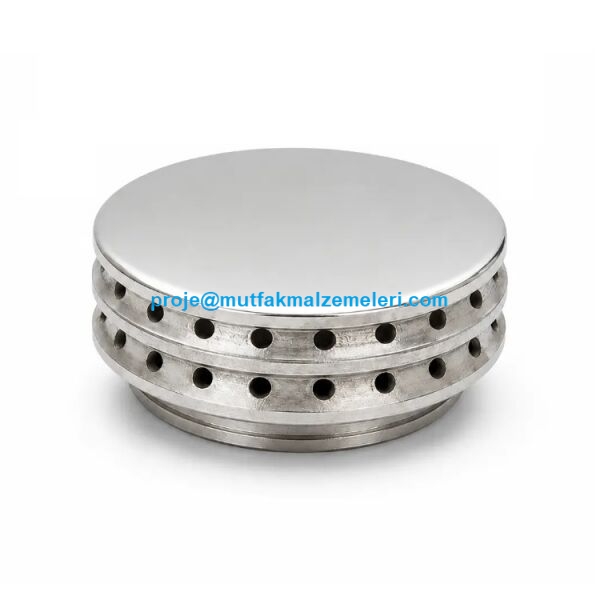 Kaliteli metal dökümden üretilen ve şık kromaj kaplamaya sahip 5.5 cm Remta brülör kapağı ile Öztiryakiler bek başlığı. Gazlı endüstriyel ocaklarda mükemmel alev dağılımı sağlar, birçok markayla tam uyumludur.Profesyonel mutfaklar için kromaj kaplamalı 