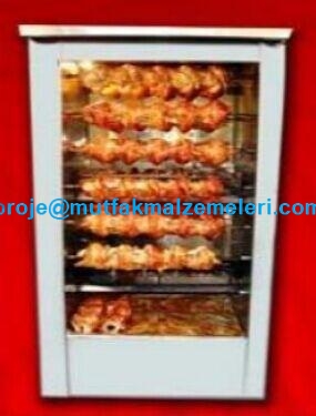 İmalatçısından 105x65x185 cm ölçülerinde, 60 tavuk kapasiteli, çift tarafı ısıya dayanıklı camlı vitrin tipi elektrikli piliç çevirme makinesi. Paslanmaz çelik gövdeli, tekerlekli ve aydınlatma sistemli profesyonel tavuk kızartma ünitesi görseli.