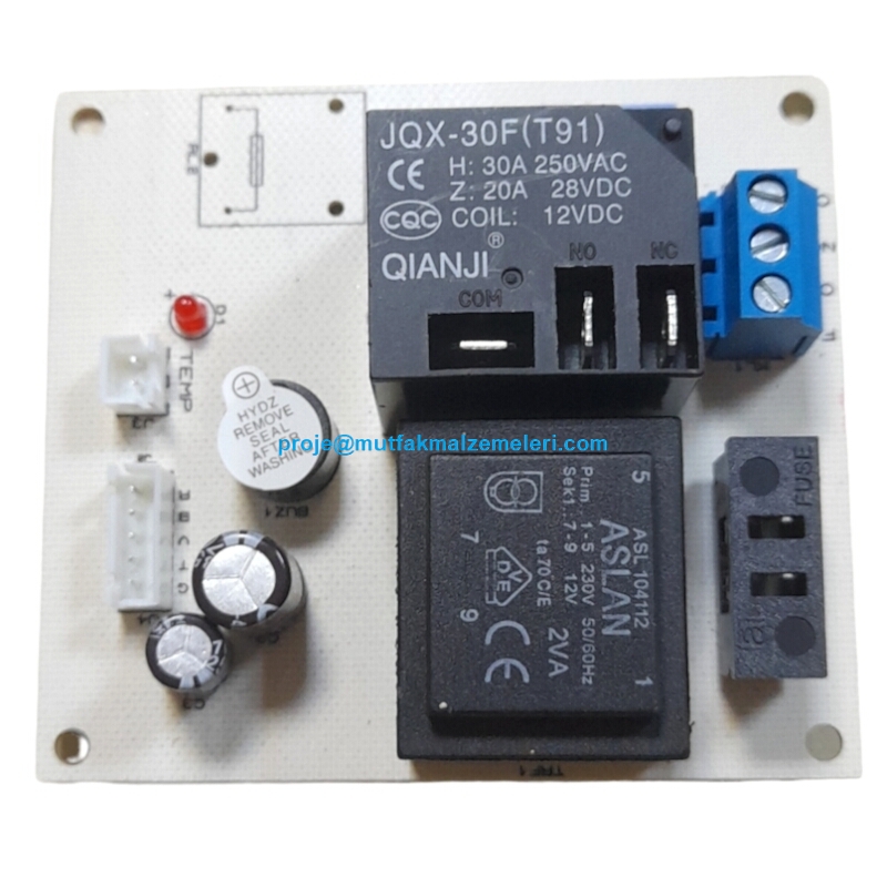 İlker Çelik termoslu çay otomatlarına uyumlu orijinal çay makinesi elektronik ana kartı yedek parçası. Ayrıca arızalı çaycı beyni tamiri ve profesyonel onarım servisi için 0212 2974432 numaramızdan ulaşabilirsiniz.