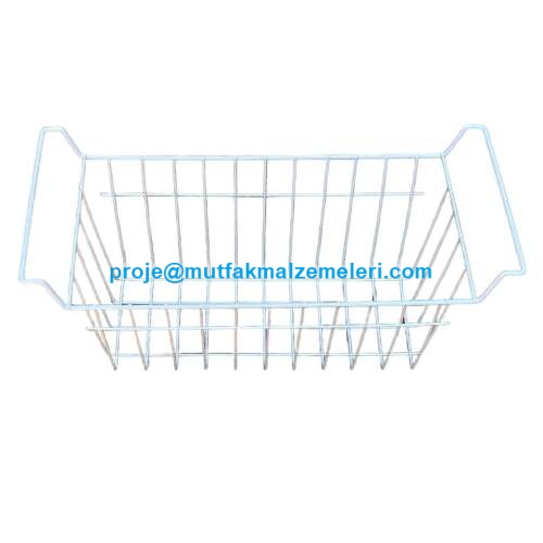 Uğur UED 260, 360 ve 560 serisi derin dondurucularla uyumlu, orijinal büyük boy tel sepet. 22x43 cm ağız ölçüsü ve hijyenik beyaz plastik kaplamasıyla gıdalarınızı düzenler, paslanmaya karşı dirençlidir. Ölçüsü uyan tüm dolaplarda güvenle kullanılır. Uğu