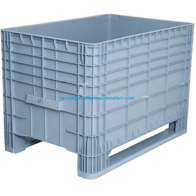 800x1200 mm ölçülerinde, altı ve yanları tamamen kapalı pabuçlu endüstriyel forklift kasası görseli. Dengeli taşıma sağlayan 2 pabuçlu taban mimarisi ve yüksek mukavemetli YYPE plastik gövde yapısını gösteren profesyonel ürün çekimi.