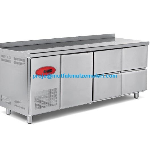 2550x700x850 mm ölçülerinde, 207 kg ağırlığındaki profesyonel tezgah buzdolabı; ozon dostu izolasyonu, GN 1/1 çekmeceleri ve düşük enerji tüketimi (0.21 kw) ile öne çıkar. Türkiye genelinde 81 ile güvenli paketleme ve kargo teslimatı ile gönderilir.