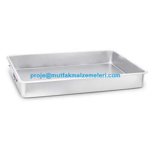 Kuzine, pasta ve börek fırınlarında kullanıma uygun, 40x60x8 cm boyutlarında, özel preslenmiş paslanmaz çelik endüstriyel fırın tepsisi. Yuvarlak köşeli yapısıyla hijyenik ve dayanıklıdır. Kapaksız model olup profesyonel pişirme için idealdir.