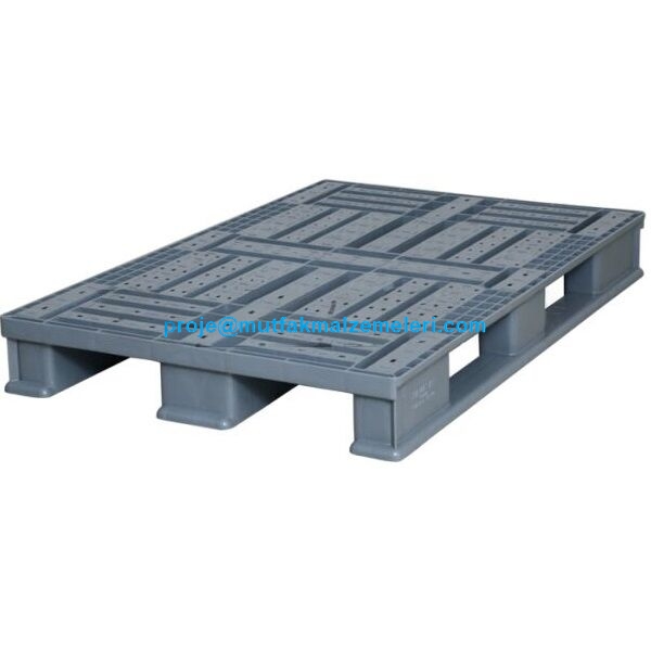 800x1200x145 mm Euro ölçülerinde, delikli, 3 kızaklı, 600 KG raf kapasiteli forklift paleti.