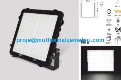 Ledli projektör modellerinden olan bu fotoğrafçı ışığı fotoğraf stüdyolarında güçlü ve geniş bir aydınlatma sağlar.
