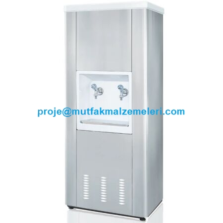 Paslanmaz CR-Ni dış yüzeyli, 150 W gücünde, termostat kontrollü 80 litrelik sanayi tipi krom su soğutma makinesidir. Şebeke suyuna bağlanabilen şamandıralı sisteme sahiptir.