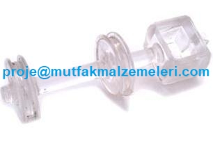 Ugolini karlamaç ve şerbet makinelerinde, musluk kolunun aşağı yukarı hareket ederek içecek akışını kontrol etmesini sağlayan bu piston, hassas mekanizmanın en önemli parçalarından biridir ve cihazla tam uyum sağlar.