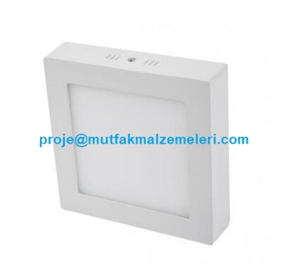 CT-5274 Kare sıva üstü LEDli tavan ışığı. 30 Watt gücünde, beyaz gövdeli, modern tasarımlı LED panel. İç mekan aydınlatması için 15000 saat ömürlü, 220V çalışma voltajlı kaliteli tavan lambası. #ledpanel #tavanaydinlatma #ledisik #modernaydinlatma