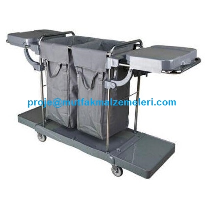 Endüstriyel mutfak ve otel ekipmanları standartlarında üretilen CT742IK model çamaşır dağıtma arabası, geniş iç hacmi ve ergonomik tasarımıyla kat hizmetleri personelinin en büyük yardımcısıdır. Dayanıklı gövdesiyle uzun yıllar sorunsuz kullanım sunar.