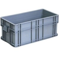 Atölye, servis araçları, fabrika ve depolar için koyu mavi renkli araç gereç ve malzeme sandığı. 25.5x50x22 cm ölçülerinde, yanları ve altı kapalı, ergonomik kapalı saplı plastik taşıma kutusu. Darbeye dayanıklı 1. kalite YYPE endüstriyel sandık modeller