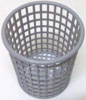 Endüstriyel mutfaklarda bardak ve fincan yıkama makineleriyle uyumlu yuvarlak kaşık yıkama basketi. Çay kaşığı ve tatlı çatalı küçük servis gereçlerini makine içinde güvenle yıkamanızı sağlar. Teknik şartnameye uygun, dayanıklı ve ekonomik plastik malzem