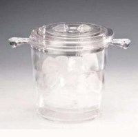 Bar, restoran, kafe ve oteller için uygun çift cidarlı buz kovası. 15 cm çap ve 15 cm yüksekliğindeki tasarımıyla buz servisini kolaylaştırır, şık görünümüyle masa ve bar sunumlarına uyum sağlar.