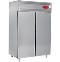1400x800x2050 mm ölçülerinde, 240 kg ağırlığında profesyonel çift kapılı derin dondurucu dolap. Fanlı soğutma sistemi, otomatik defrost su buharlaştırma ve ozon dostu izolasyona sahiptir. İstanbul merkezimizden 81 vilayete hızlı kargo teslimatıyla.