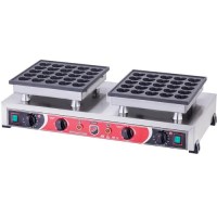 Yan yana iki adet kalpli pişirme yüzeyine sahip, paslanmaz çelik gövdeli profesyonel çiftli waffle makinesi. 50 adet küçük kalp şeklinde baloncuğu bulunan teflon döküm plakaları, plastik tutma kolları ve kontrol düğmeleriyle endüstriyel mutfak cihazı.