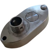 Endüstriyel kollu dondurma makinelerinin hava basan pompasına ait, yüksek dayanıklılığa sahip, paslanmaz çelik (inox) malzemeden üretilmiş orijinal hava pompası ana gövdesinin detaylı ürün görünümü.