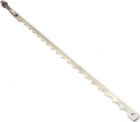 Özel olarak bilenmiş tırtırlı ağzı sayesinde ekmekleri parçalamadan kesen bu çelik bıçak, germe cıvatası dahil 29 cm uzunluğundadır. Uzun süreli sorunsuz kullanım için ideal bir endüstriyel yedek parçadır.