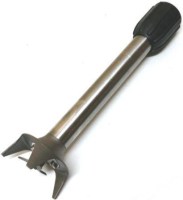 Sanayi tipi el blenderleri için üretilen SM-142-BBT yedek kolu, paslanmaz bıçak yapısı ve ergonomik tasarımıyla mutfaktaki iş yükünüzü hafifletir. Arızalı kollarınız için tamir, bakım ve orijinal parça değişim desteğimizle işletmenizin yanındayız.