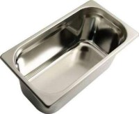 Büfe, restoran ve kafelerdeki 3 litrelik patates kızartma makineleri için özel tasarlanmış yağ küvetidir. Paslanmaz yapısı sayesinde uzun ömürlüdür, yağın ısısını muhafaza eder ve kolay temizlenir. Gastronom kap standartlarında üretilmiştir.