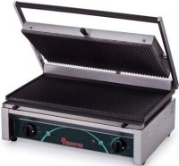 Tek kapaklı, geniş döküm yüzeyli paslanmaz çelik gövdeli sanayi tipi kantin tost makinesi. 545x410x205 mm ölçülerinde, ergonomik tutma saplı ve ağır hizmet tipi döküm plakalarıyla profesyonel mutfaklar için tasarlanmış dayanıklı model.