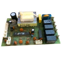 Kleo buz makineleri için özel tasarlanmış alternatif versiyon elektronik kart. İşletmenizin operasyonel sürekliliği için kritik olan, cihazın tüm döngülerini yöneten profesyonel yedek parçadır.