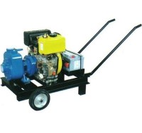 İmalatçısından 4 HP gücünde, marşlı sistem dizel motorlu mazotlu kuyu tahliye pompası görseli. 2 inç giriş-çıkışlı, GG25 döküm gövdeli, 6 litrelik yakıt depolu; tarım, maden ve sel baskınlarında kullanılan profesyonel sahra tipi su tahliye motoru ünitesi