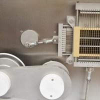 Üreticisinden hızlı küp patlıcan patates soğan çıkarma makinası fiyatları imalatçısından seri kuşbaşı kebaplık et tantuni kokoreç doğrama makineleri fabrikası fiyatı turp otomatik kabak havuç salam turşu dilimleme makinası kavurmalık et cips cezerye kesm