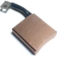 12x36x40 mm boyutlarında imal edilen kendinden kablolu ve pabuçlu sanayi tipi karbon motor kömürü, yüksek akım iletiminde maksimum performans sunar. Yerli üretim kaliteli elektrik motoru kömürünü sepete ekleyerek hemen güvenle satın alabilirsiniz.