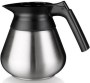 Bravilor Bonamat fabrikalarında üretilen paslanmaz çelik decanter, 1.7 litre hacmiyle profesyonel servis imkanı sunar. Sağlam sentetik kulbu ve yukarı açılan menteşeli kapağı sayesinde dolum ve temizliği çok pratiktir.