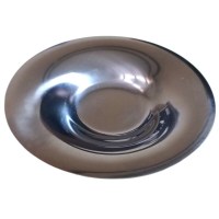 Restoranlarda, lokantalarda, pastanelerde, kantinlerde, askeriyelerde çay servisinde kullanılan paslanmaz çay tabağıdır