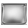 Özel pres baskı tekniğiyle üretilen GN 2/1-40 mm küvet, şekil bozukluklarına karşı dayanıklıdır. 650x530 mm ölçüleri ve ergonomik tasarımıyla catering, restoran ve otel mutfakları için idealdir. Parlatılmış yüzeyi ile şık ve profesyonel bir görünüm sunar