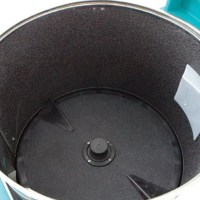 Bosfor 10-35 kg arası makineler için özel üretilmiş, sertleştirilmiş plastik fırlatma rampası. Patatesleri zıplatarak eşit soyulma sağlar ve ürün kaybını en aza indirir. Ekonomik fiyatlı, kolay montaj yapılabilen orijinal siyah plastik yedek parça çözümü