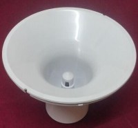 Siemens, Vestel, Uğur gibi markalar başta olmak üzere pek çok endüstriyel ve ev tipi sebil ile uyumlu damacana oturtma yuvası. Hijyenik, koku yapmayan plastik parçası ile sebillerinizde güvenli ve pratik bir kullanım elde edin.
