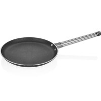 Profesyonel krep tavaları fabrikası üretimi olan pancake tavası, güçlü AG2 alaşımlı perçinleri ve kalın alüminyum gövdesi ile bükülme yapmaz. Kahvaltı sofralarına yanmadan, pürüzsüz krep ve pankekler hazırlamak için ideal şef ekipmanı.