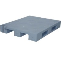 Raf kullanımına uygun, ağır hizmet tipi YYPE plastik palet (1000x1200 mm).