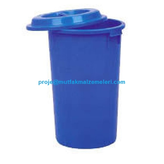 Koyu mavi renkli, kapaklı, 60 litrelik sanayi tipi plastik küfe. Konik yapısı iç içe istiflemeye uygundur.