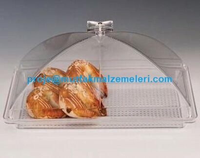 Kristal netliğinde gövdesiyle dikkat çeken 35x55 cm boyutlarındaki şeffaf muhafaza kabı, mutfağınızda düzeni ve hijyeni sağlar. Gıda ile temasa uygun malzemesi ve dayanıklı yapısıyla uzun ömürlüdür. Türkiye geneli 81 ile kargo teslimatı mevcuttur.