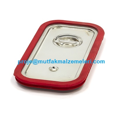 Contalı gastronom küvet kapağı, küvet içerisinde bulunan yemek, meze, garnitür ve diğer gıdaların daha kontrollü şekilde saklanmasına yardımcı olur. Sızdırma ve dökülmeleri azaltırken gıda kokularının çevreye yayılmasını da azaltmaya destek olur.