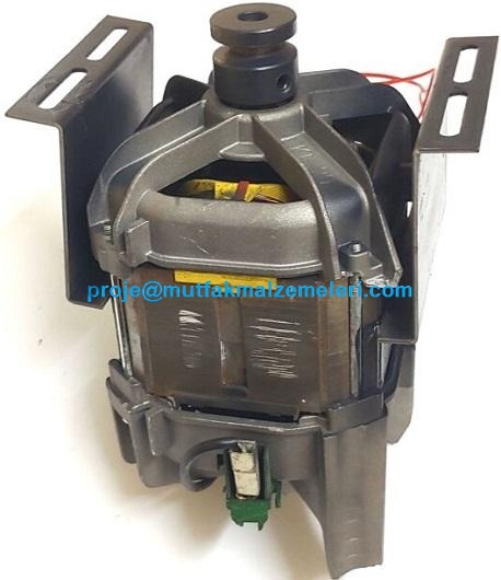 Orijinal Sefa Çelik soğan doğrama makinesi motoru. 3 kg ve 5 kglık sanayi tipi soğan parçalama makinelerinde yüksek performansla çalışır. Dayanıklı yapısıyla endüstriyel mutfakların yoğun temposuna tam uyum sağlar. Tamir ve yedek parça garantilidir.
