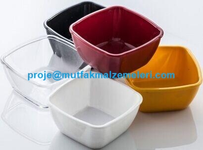 GS-02 Polikarbonat Sosluk Reçellik: 7x7 cm ölçülerinde, dayanıklı ve hijyenik kahvaltı sunum kabı. Bal, reçel, marmelat ve sos servisleri için beyaz, kırmızı, sarı ve siyah renk seçenekleriyle profesyonel mutfak ekipmanı. #Sosluk #Reçellik #GS02 #Sunum