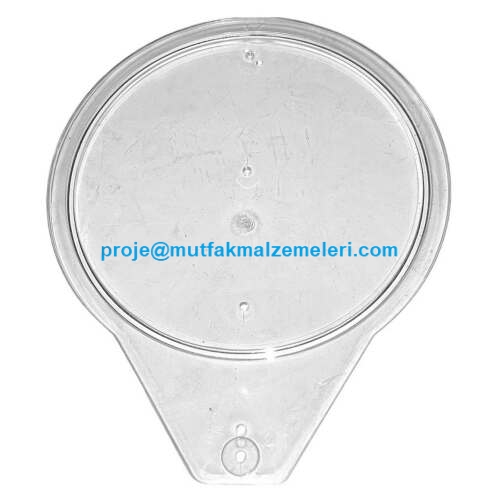 Süper Mikser SM108 ve SM132 gıda öğütme makinelerinde kullanılan şeffaf plastik hazneli üst kapaktır. Dayanıklı yapısıyla işlem sırasında malzemelerin sıçramasını önler, şeffaf yüzeyi sayesinde öğütme sürecini izleme kolaylığı sunar.